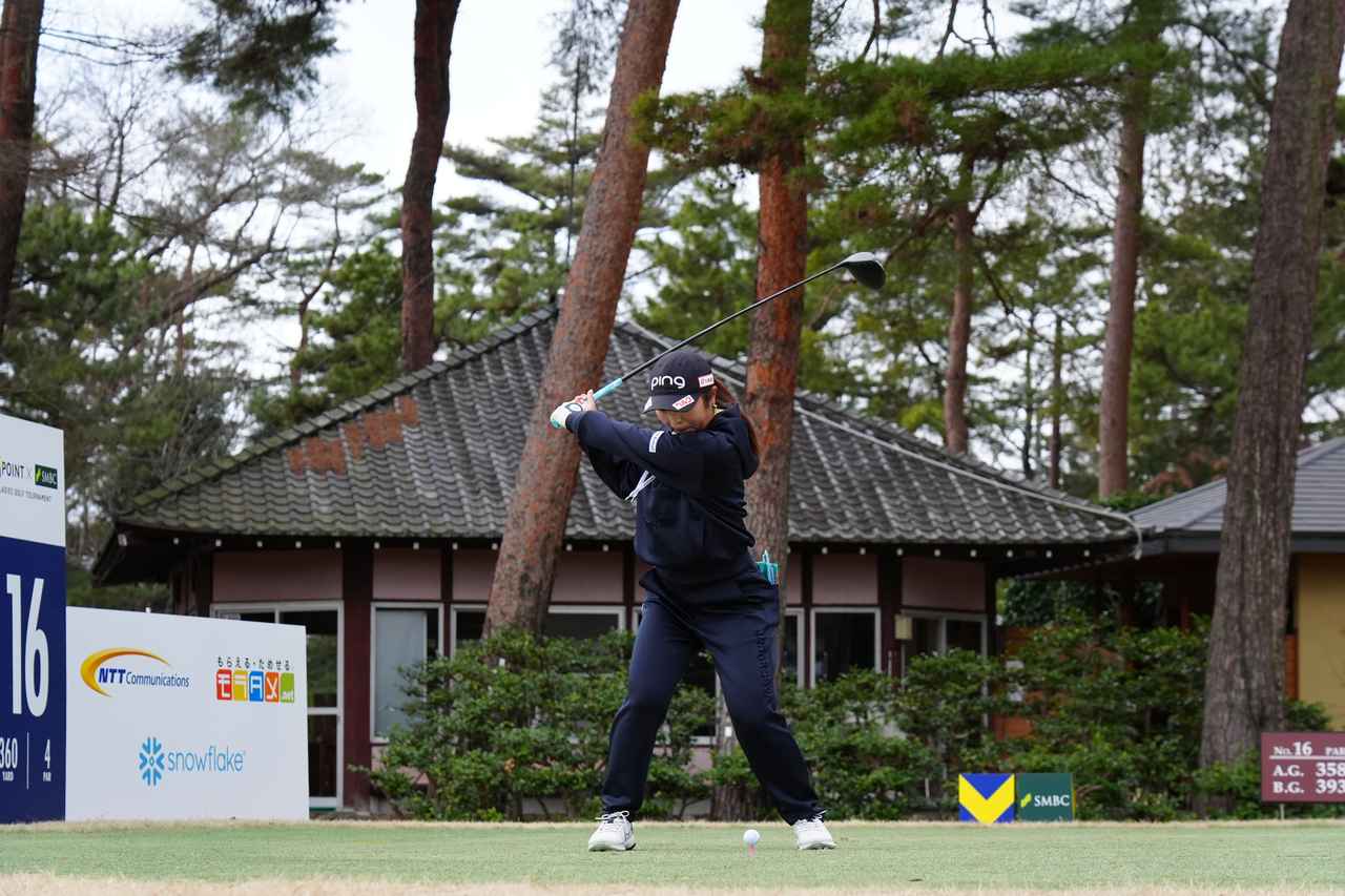 画像 : 5番目の画像 - 年間女王となった佐久間朱莉のドライバー連続正面写真！ - みんなのゴルフダイジェスト