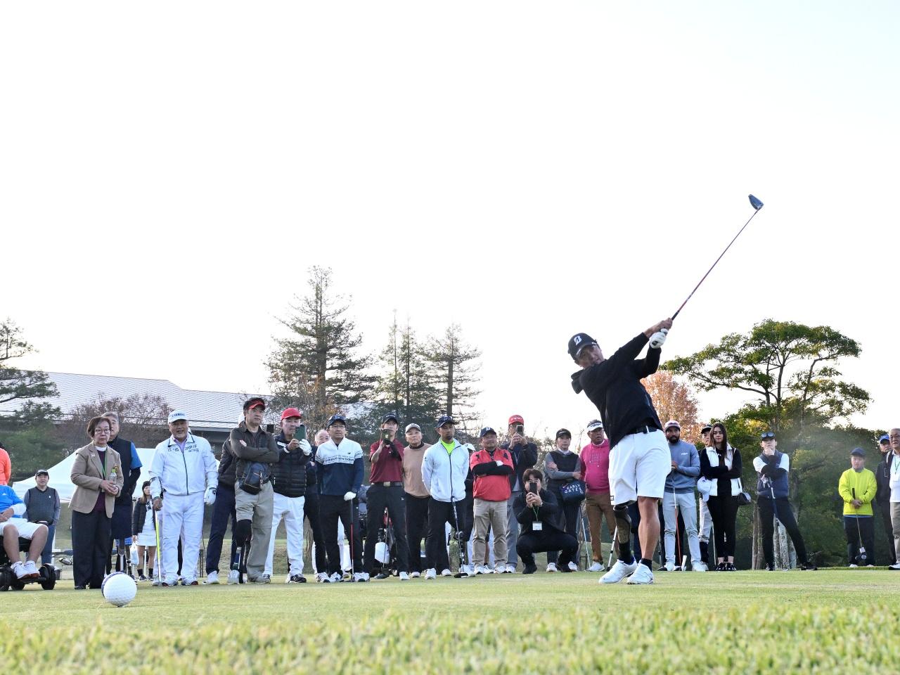 画像: 大会の始球式を務める吉田。ここからまた自身が成長する姿を見せることが、後進の育成につながると考えている