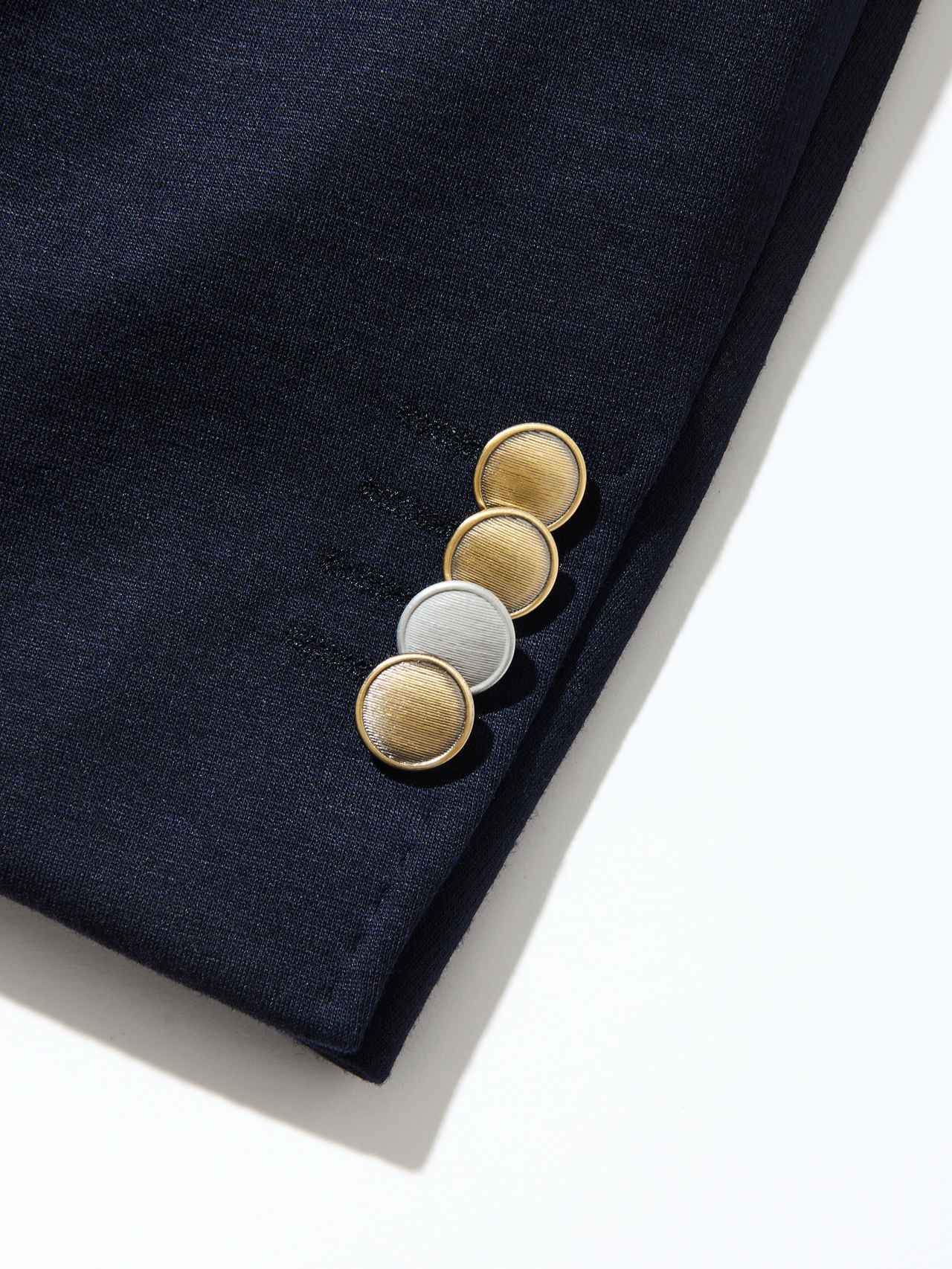 画像 : 2番目の画像 - アーバンスイングブレザーの詳細をチェック！ - みんなのゴルフダイジェスト