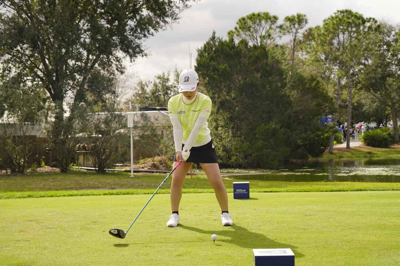 画像 : 8番目の画像 - 古江彩佳　ドライバー正面連続写真 - みんなのゴルフダイジェスト