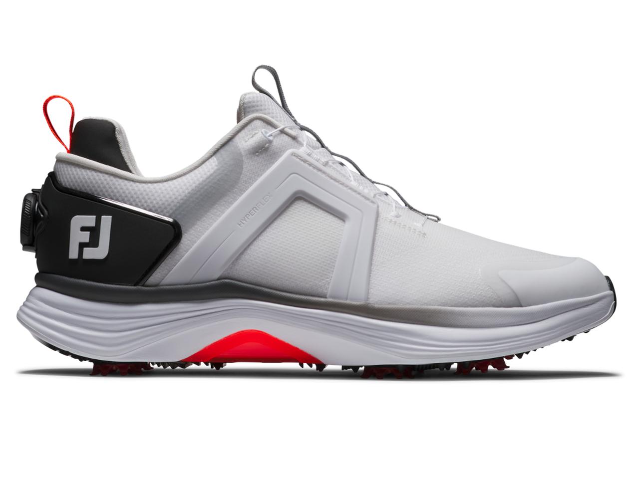 画像: 軽量ながらツアーレベルの安定感を実現した「HyperFlex」。防水性にも優れ、汚れがふき取りやすく手入れしやすいのも魅力