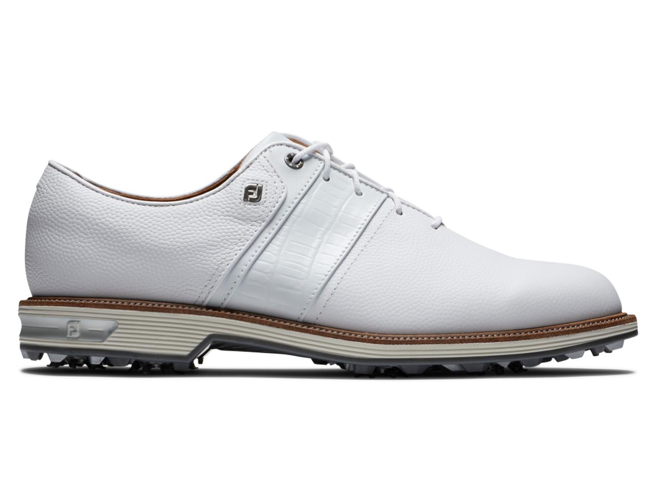 画像: アッパーにフルグレインレザーとカーフスキンを使用した、いまでは希少になりつつあるレザー製。どんなウェアにも合わせやすい、クラシカルな佇まいが魅力