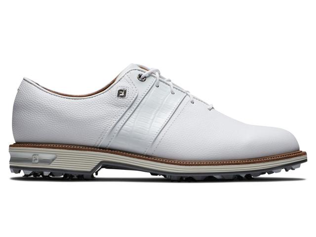 画像: アッパーにフルグレインレザーとカーフスキンを使用した、いまでは希少になりつつあるレザー製。どんなウェアにも合わせやすい、クラシカルな佇まいが魅力