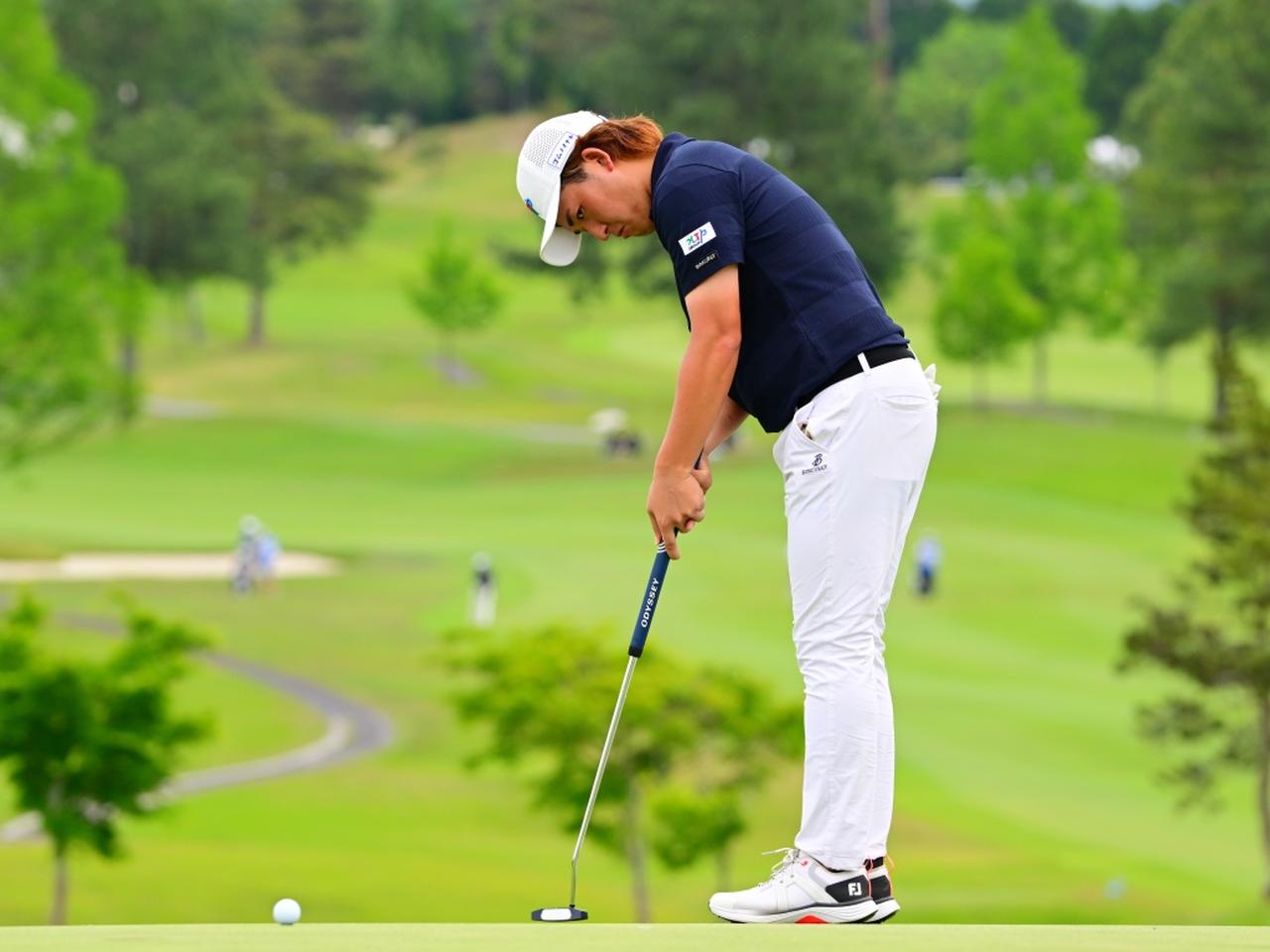 画像: 今シーズン2勝を挙げ賞金王に輝いた金子駆大は「HyperFlex」を使用。※写真は初勝利を挙げた「関西オープンゴルフ選手権競技」最終日（撮影／有原裕晶）