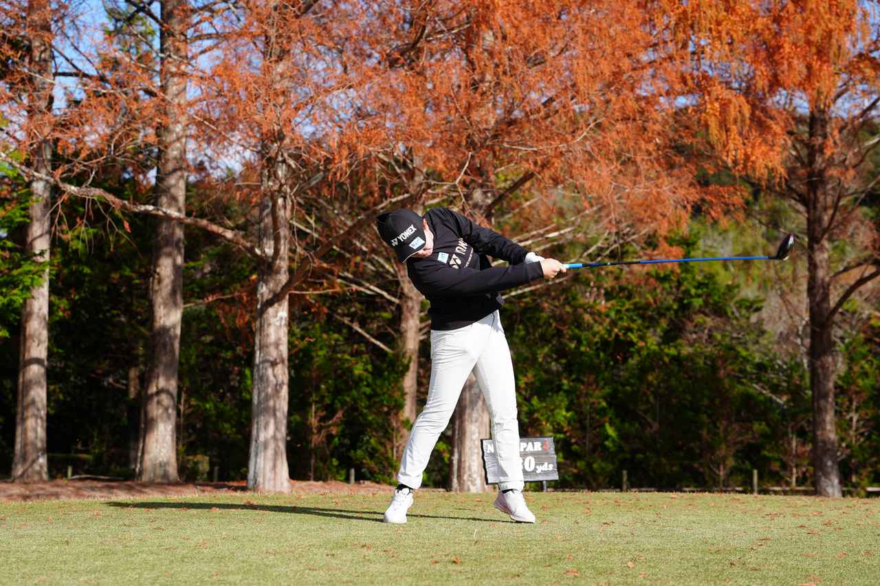 画像 : P8（シャフトが地面と平行）