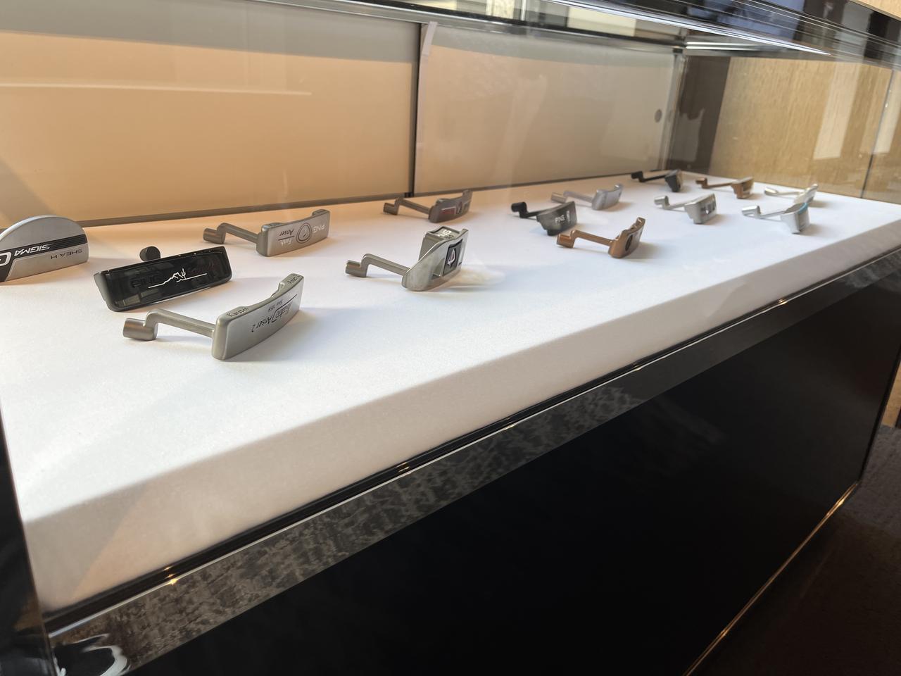 画像 : 歴代モデル展示ブース④