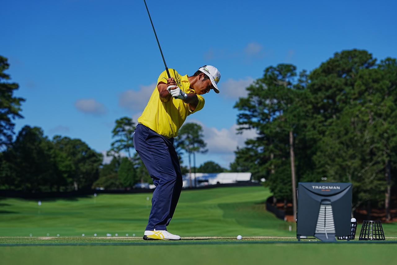 画像 : 3番目の画像 - 松山英樹アイアン後方連続写真！（PHOTO／Yoshihiro Iwamoto） - みんなのゴルフダイジェスト