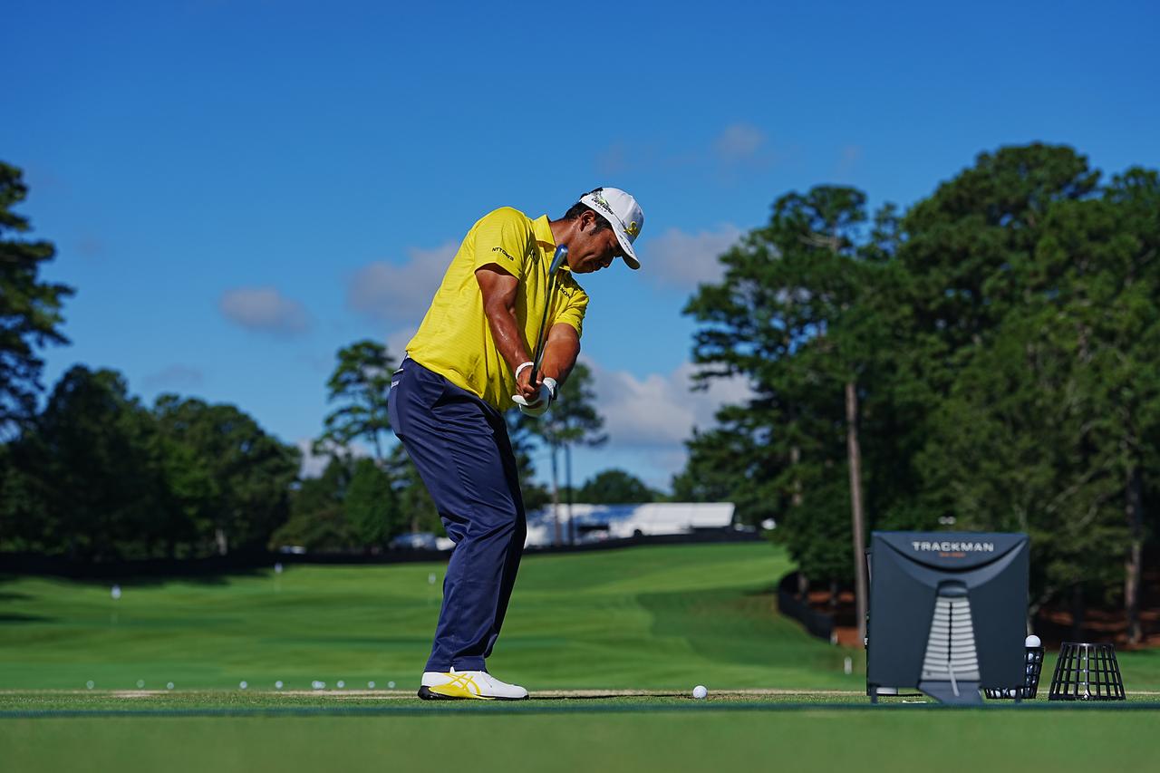 画像 : 2番目の画像 - 松山英樹アイアン後方連続写真！（PHOTO／Yoshihiro Iwamoto） - みんなのゴルフダイジェスト