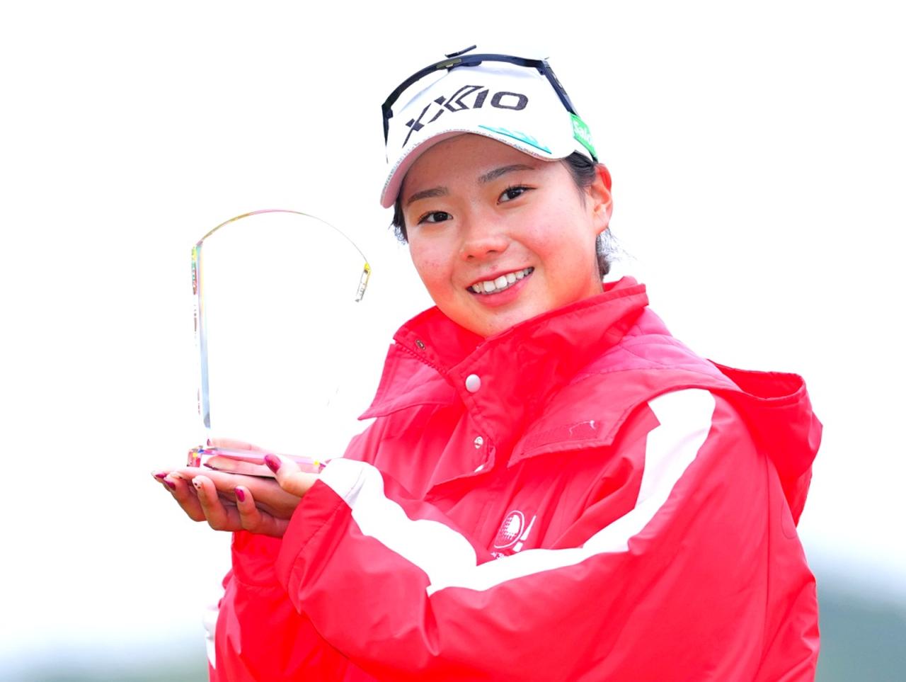 女子が史上初の3連覇、菅楓華がMVP! 河本結キャプテンがウィニング