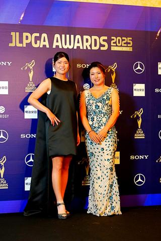 櫻井心那、高橋彩華