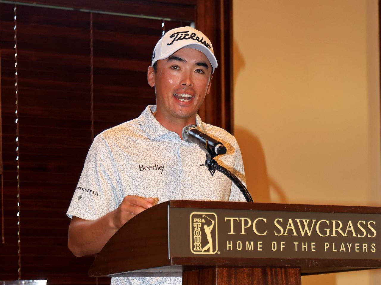 画像: メダリストに輝いた後、会見に挑むA・J・エワート（PHOTO/Getty Images）