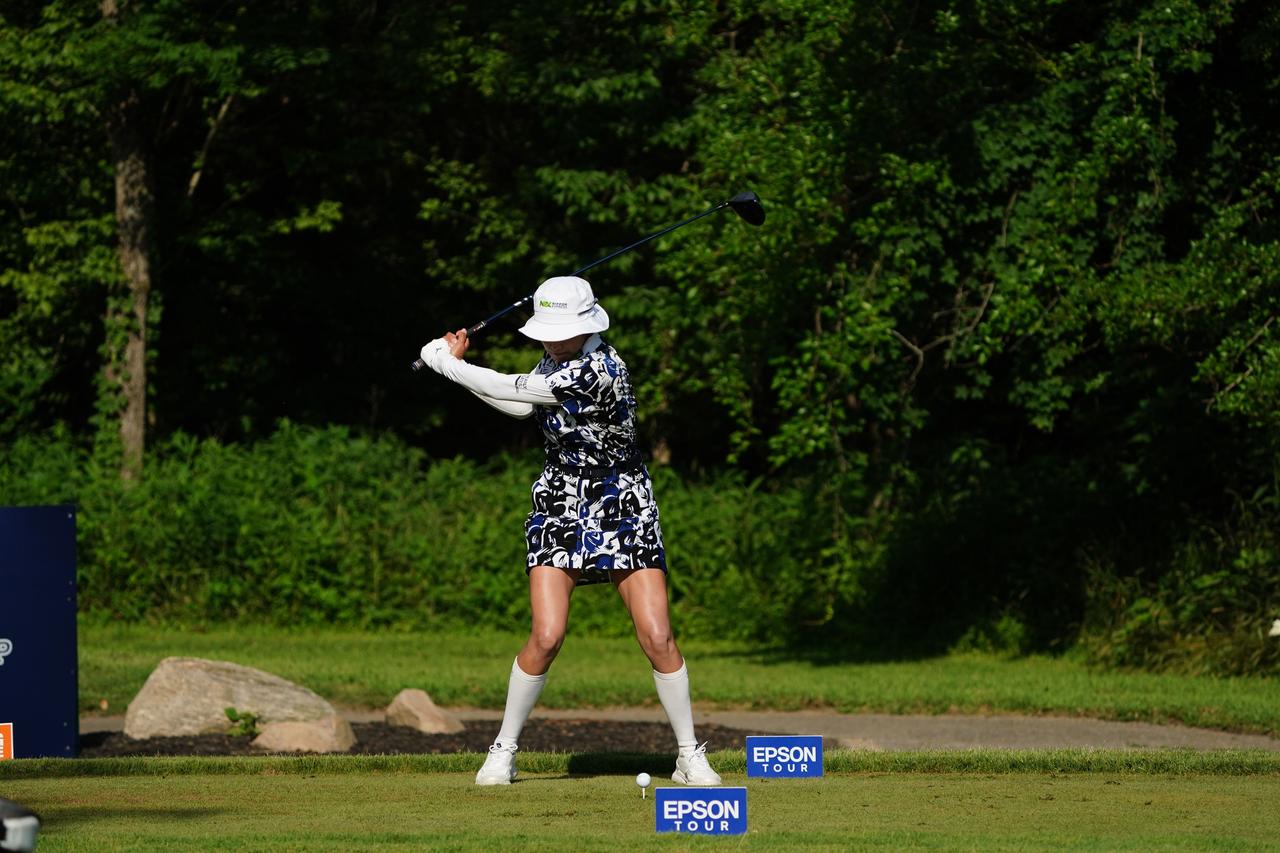 画像 : P5（左腕が地面と平行）