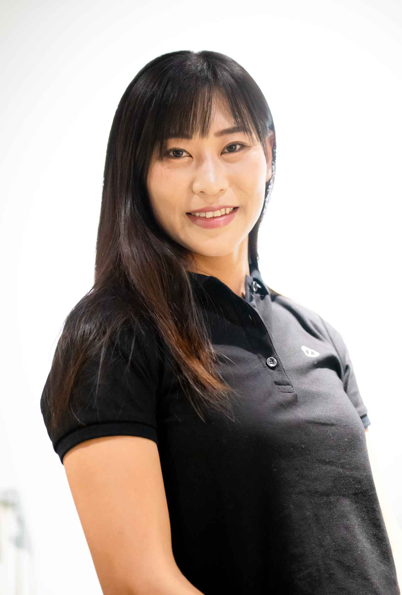 画像: 試打者/遠藤璃乃プロ 1994年生まれ。埼玉栄高ゴルフ部を経てアメリカへゴルフ留学。JLPGAティーチングプロ A級ライセンス取得 ※画像をクリックすると遠藤プロのインスタが開きます www.instagram.com