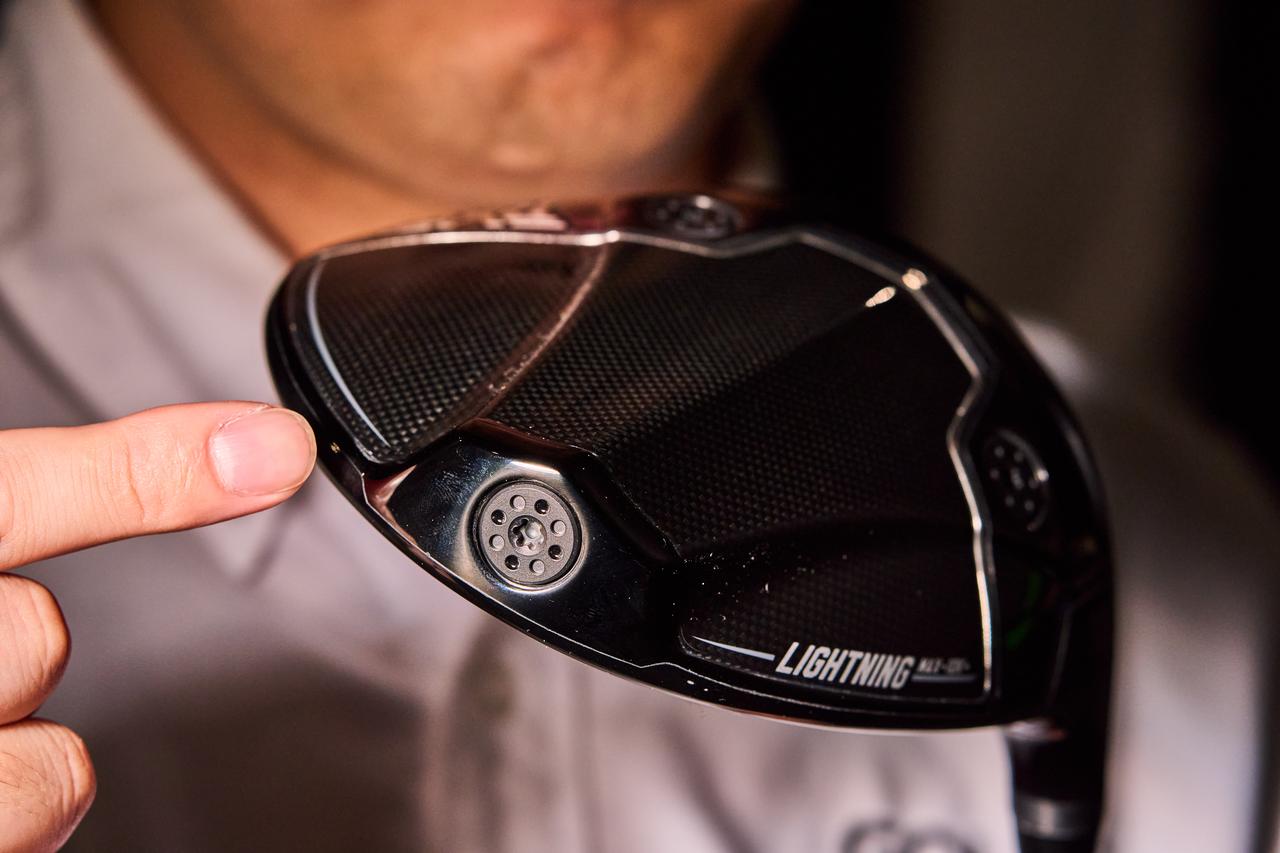 画像: 後方と、前方トウ・ヒールの計3カ所のウェイトを自在に変更できる(写真/田中宏幸)