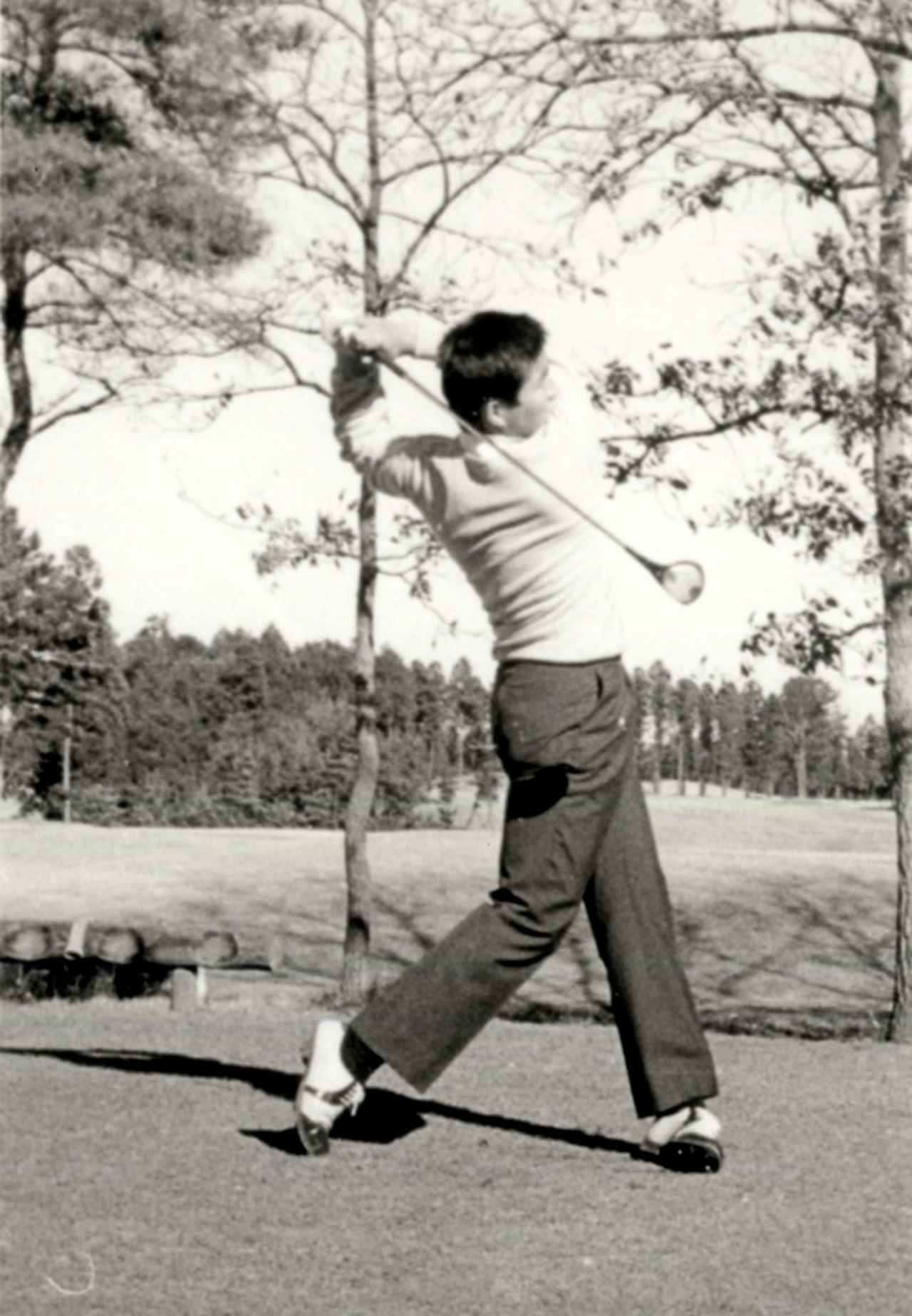 画像 : 15番目の画像 - 【貴重写真・プロデビュー前】22歳ジャンボ尾崎のドライバーショット連続写真 - みんなのゴルフダイジェスト