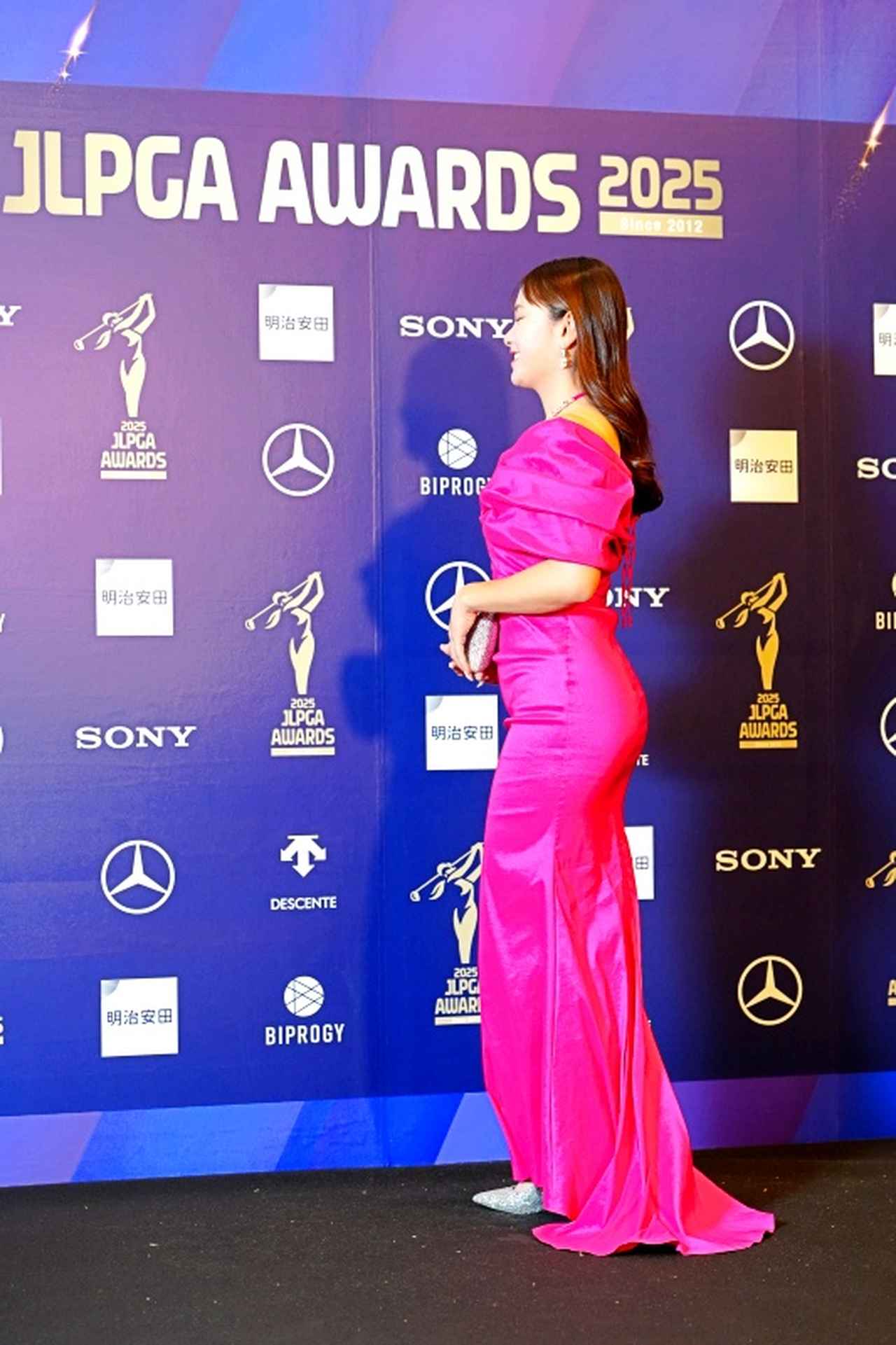 画像 : 3番目の画像 - 【写真23枚】ファンを魅了する河本結の魅力が伝わる写真を厳選してお届け - みんなのゴルフダイジェスト