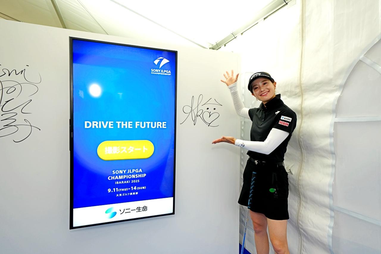 画像 : 10番目の画像 - 【写真13枚】青木香奈子の美脚を見せたドレスアップ姿など - みんなのゴルフダイジェスト