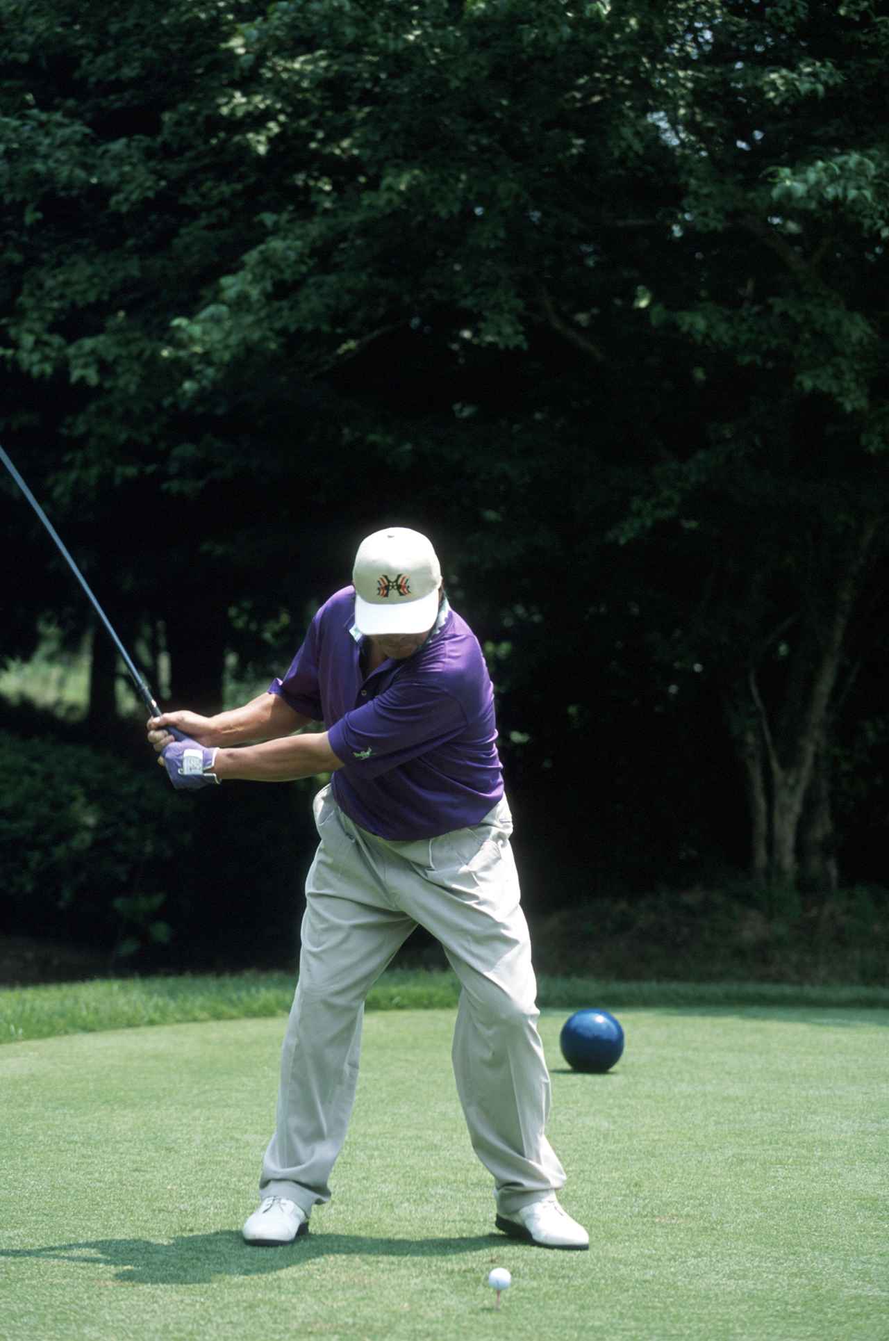 画像 : 3番目の画像 - 【貴重】02年当時の尾崎将司のドライバー連続写真 - みんなのゴルフダイジェスト