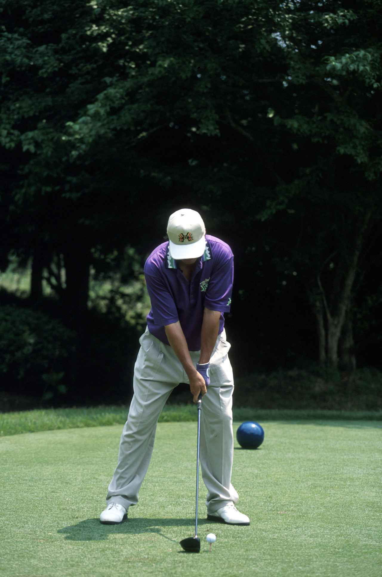 画像 : 1番目の画像 - 【貴重】02年当時の尾崎将司のドライバー連続写真 - みんなのゴルフダイジェスト