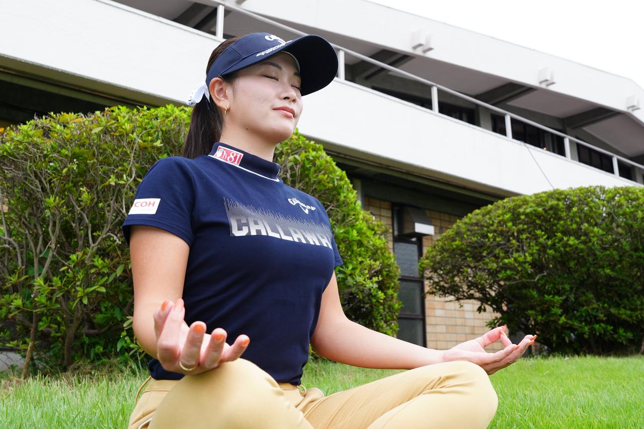 画像: “瞑想”に取り組んだことで2024年の「NEC軽井沢72」で5年ぶりの優勝を飾った河本結。近年、トレーニングの幅が広がっている