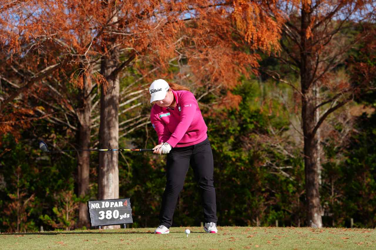 画像 : P6（シャフトが地面と平行）