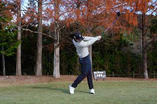 P9（両手が肩の高さ）