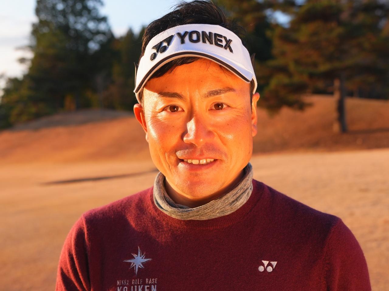 画像: 凍ったグリーンは左足体重で転がせ!手前50Yから乗せる「10丁かみ」の極意とは?