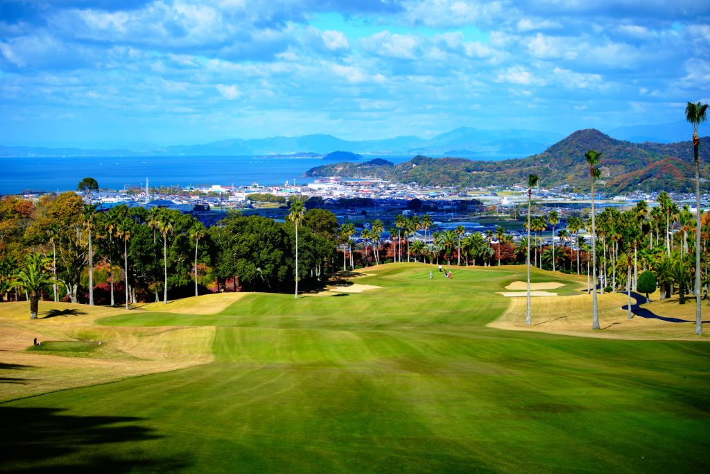 画像: 松山英樹ゆかりのゴルフ場も!　愛媛の名湯・道後温泉近くで味わう趣深い2コース |