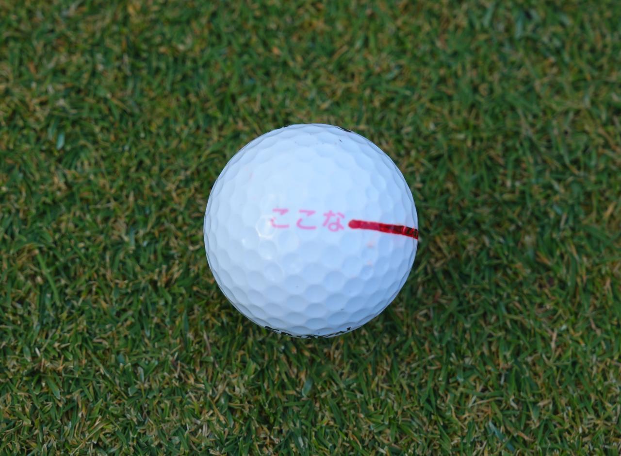 画像: ボールはスリクソンZスター ダイヤモンド。アイアンショットでのスピン量を重視してチョイスしたという