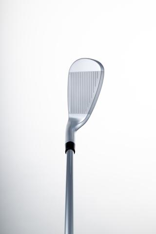 Qi MAX LITE アイアン PW