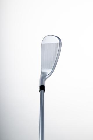 Qi MAX LITE アイアン 9I