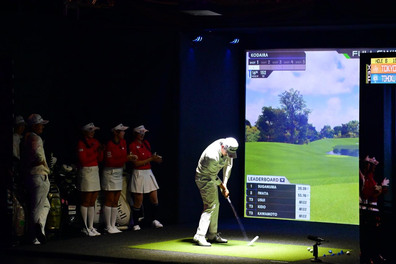 画像: 最後に挑戦した小平が逆転