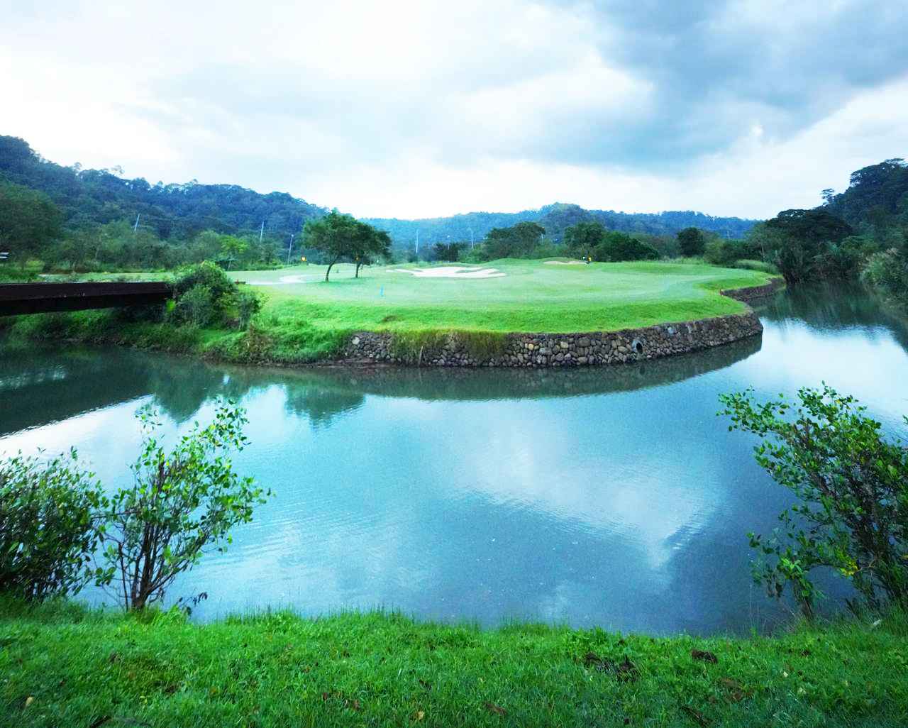 画像: スービックインターナショナルゴルフクラブ：No.13・530Y・PAR5