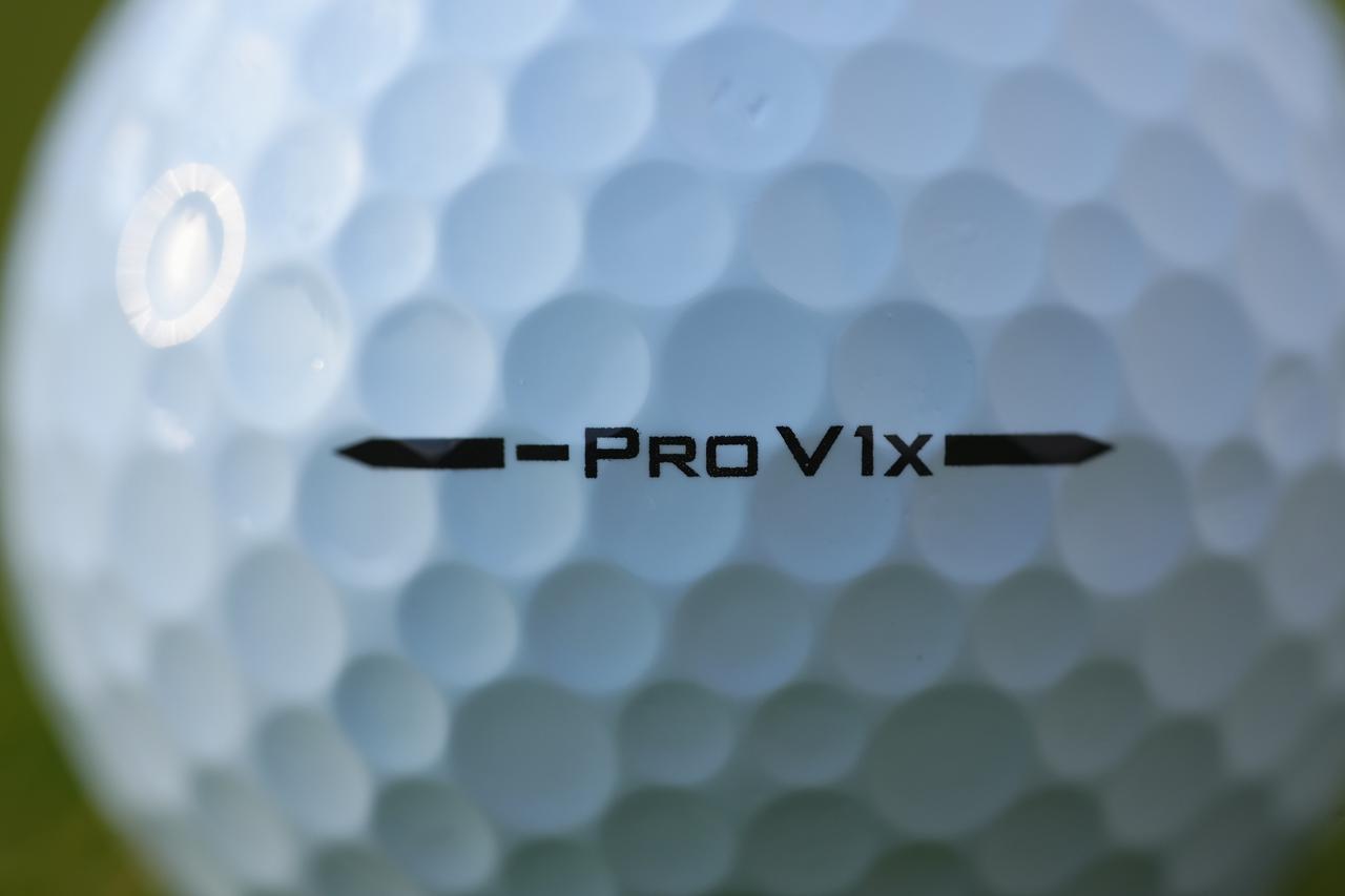 タイトリスト 新「プロV1x レフトダッシュ」登場！“3％の適合者”を熱狂