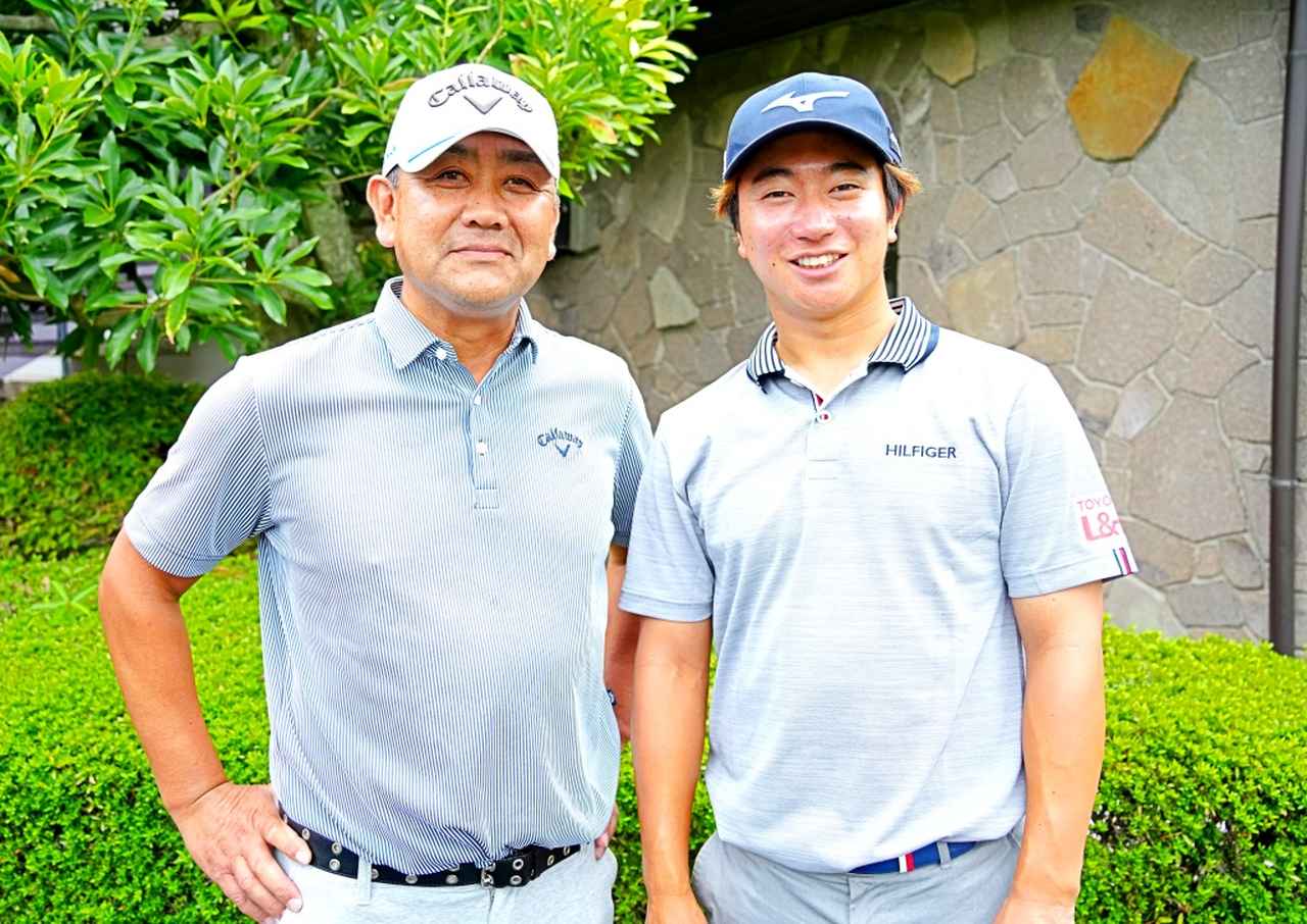 画像: 杉浦悠太を小6から指導している奥雅次コーチ（左）