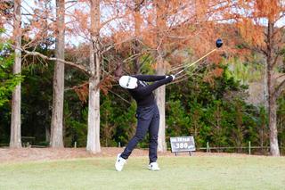 P9（両手が肩の高さ）