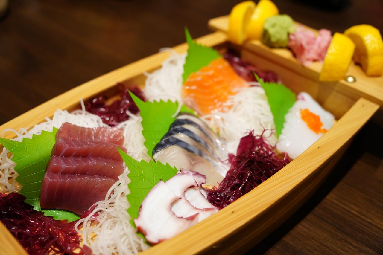 画像: 海外でこんな豪華な海鮮が食べられるなんて驚き