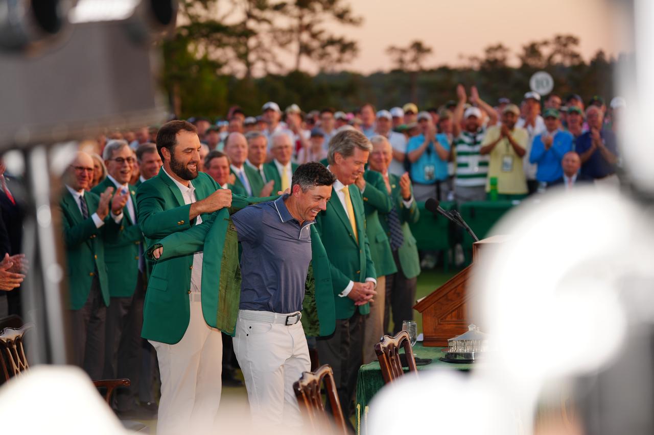 画像: 「ジェットコースターのような1日」の終わり、遂に歓喜の瞬間が！ 11年待ったグランドスラム達成にマキロイ涙【マスターズ2025・最終日】 - みんなのゴルフダイジェスト