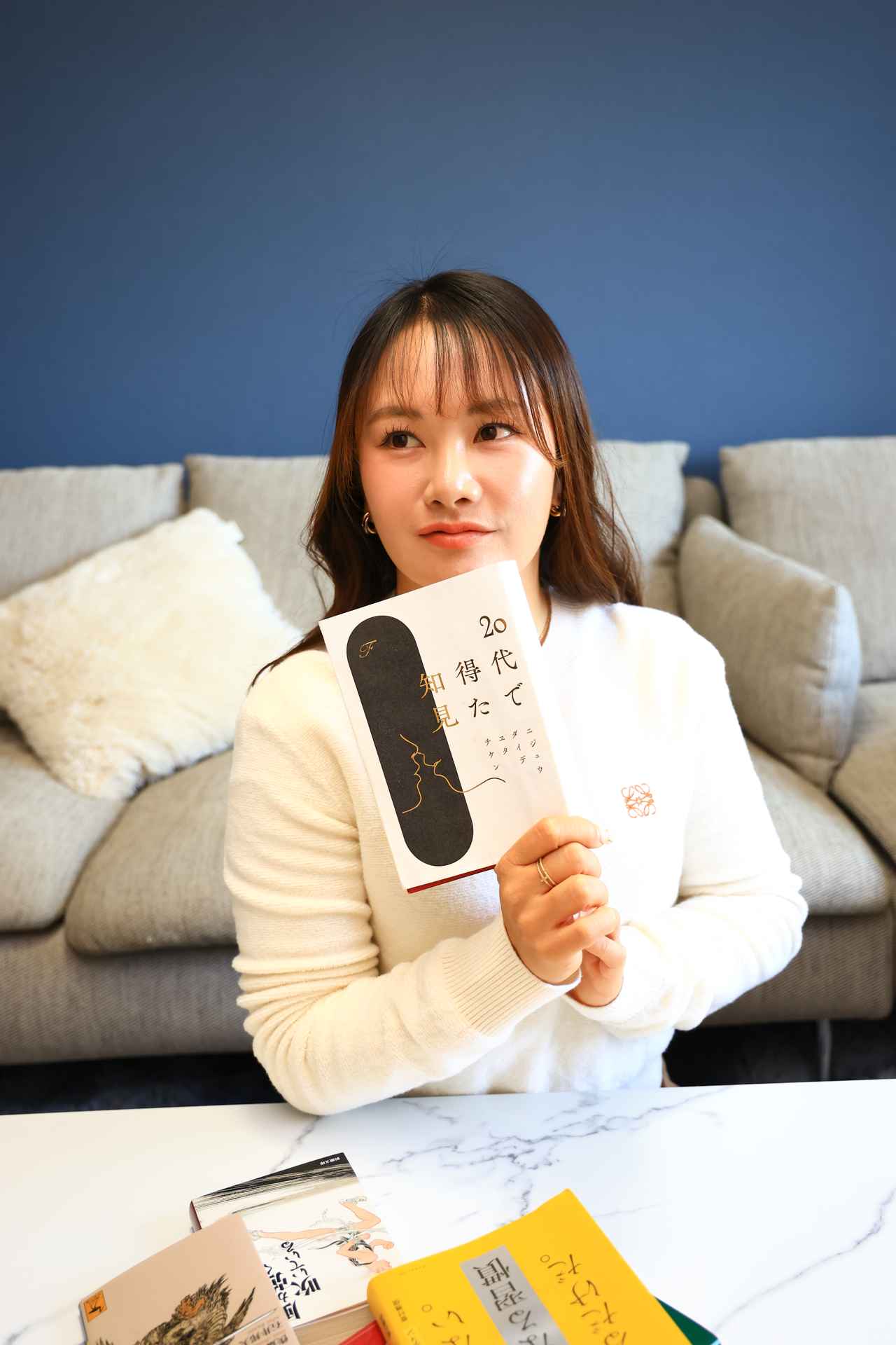 画像 : 5番目の画像 - 【写真13枚】河本結は読書しているときまで美しかった…… - みんなのゴルフダイジェスト