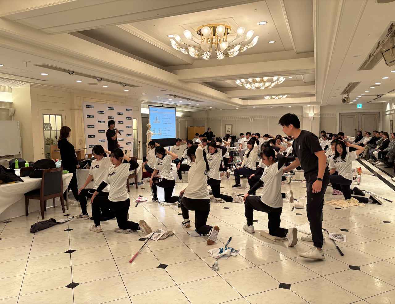 画像: フィジカルトレーニングは全員がその場で体験（提供／ヨネックス）