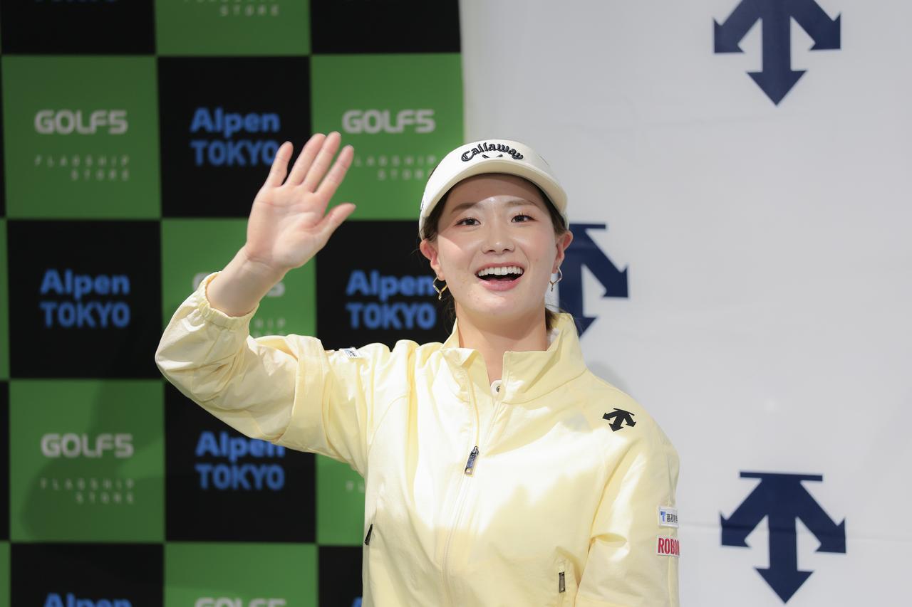 画像 : 5番目の画像 - 【写真10枚】青木香奈子がイベントで見せた“爽やかスマイル”！（撮影/小林司） - みんなのゴルフダイジェスト