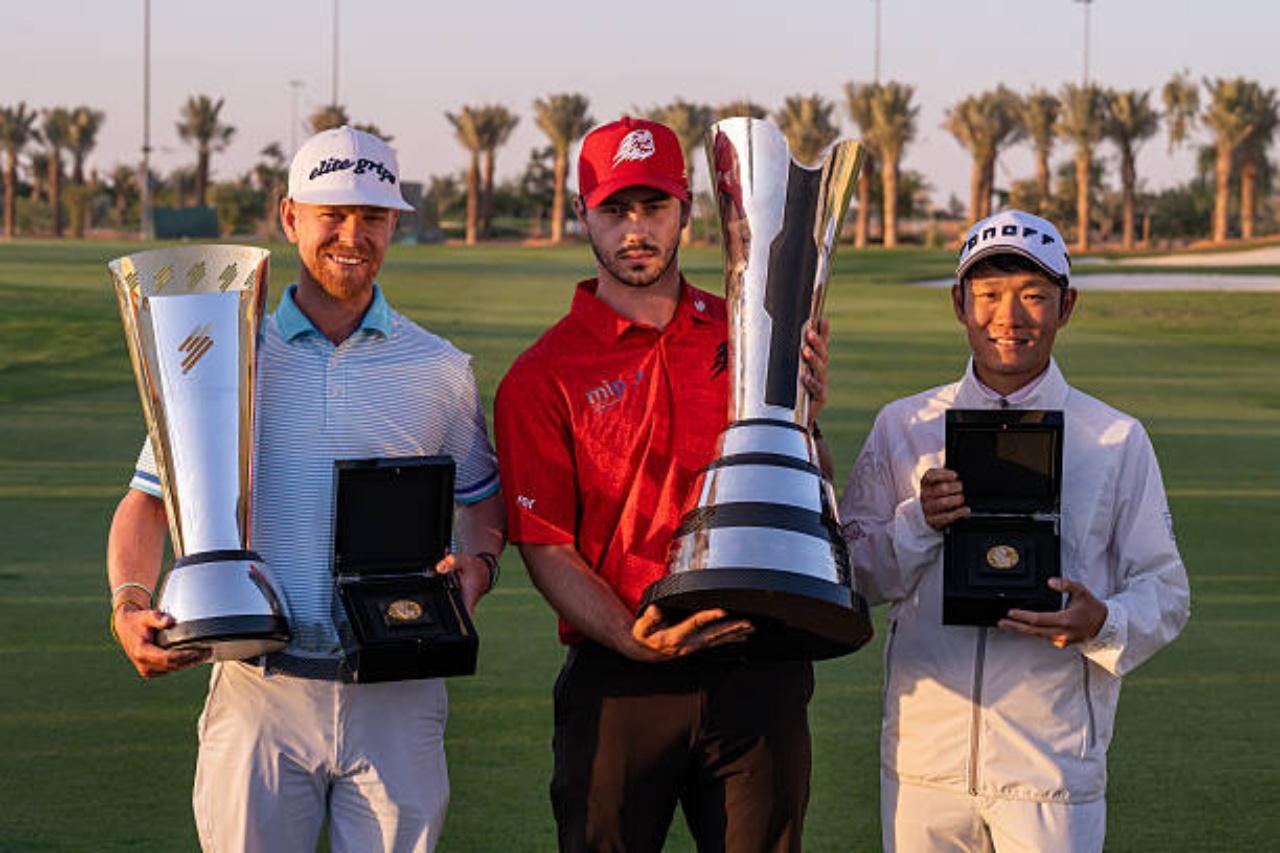 画像: アジアンツアー最終戦後、LIVの出場権を獲得した浅地