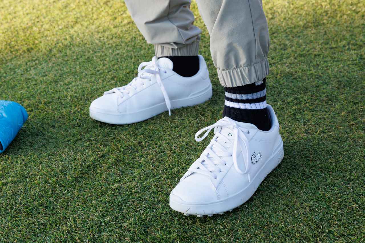 画像: ローテクなデザインがスタイリッシュなスパイクレスモデル