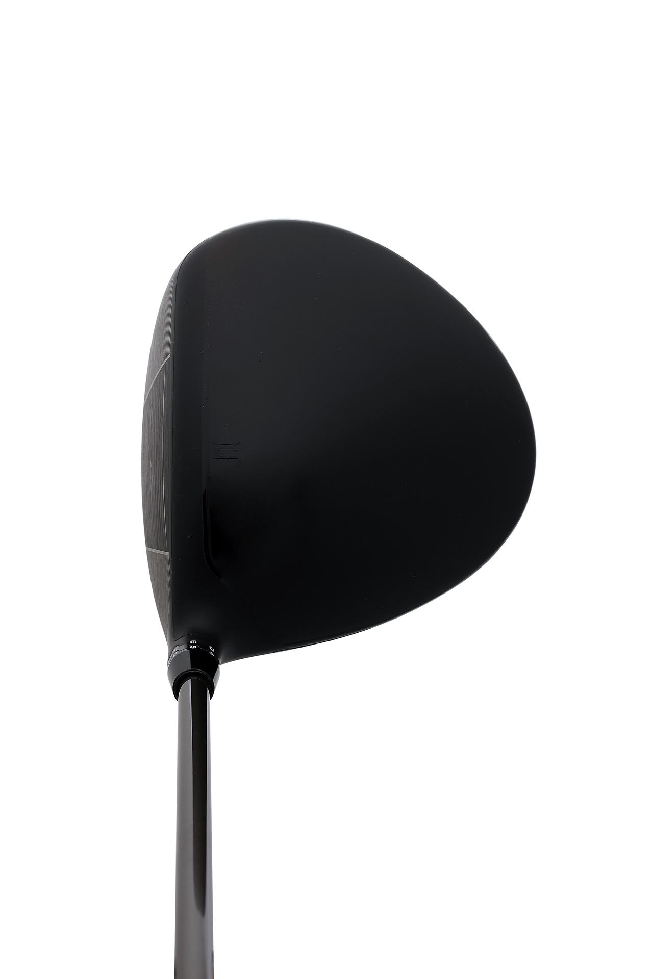 画像: コブラらしい三角形型の形状は健在