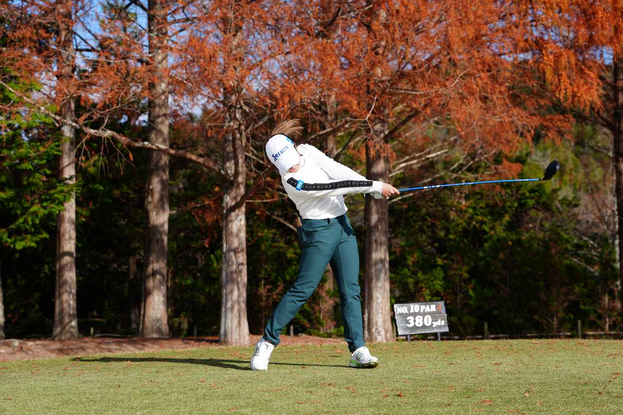 画像 : P8（シャフトが地面と平行）