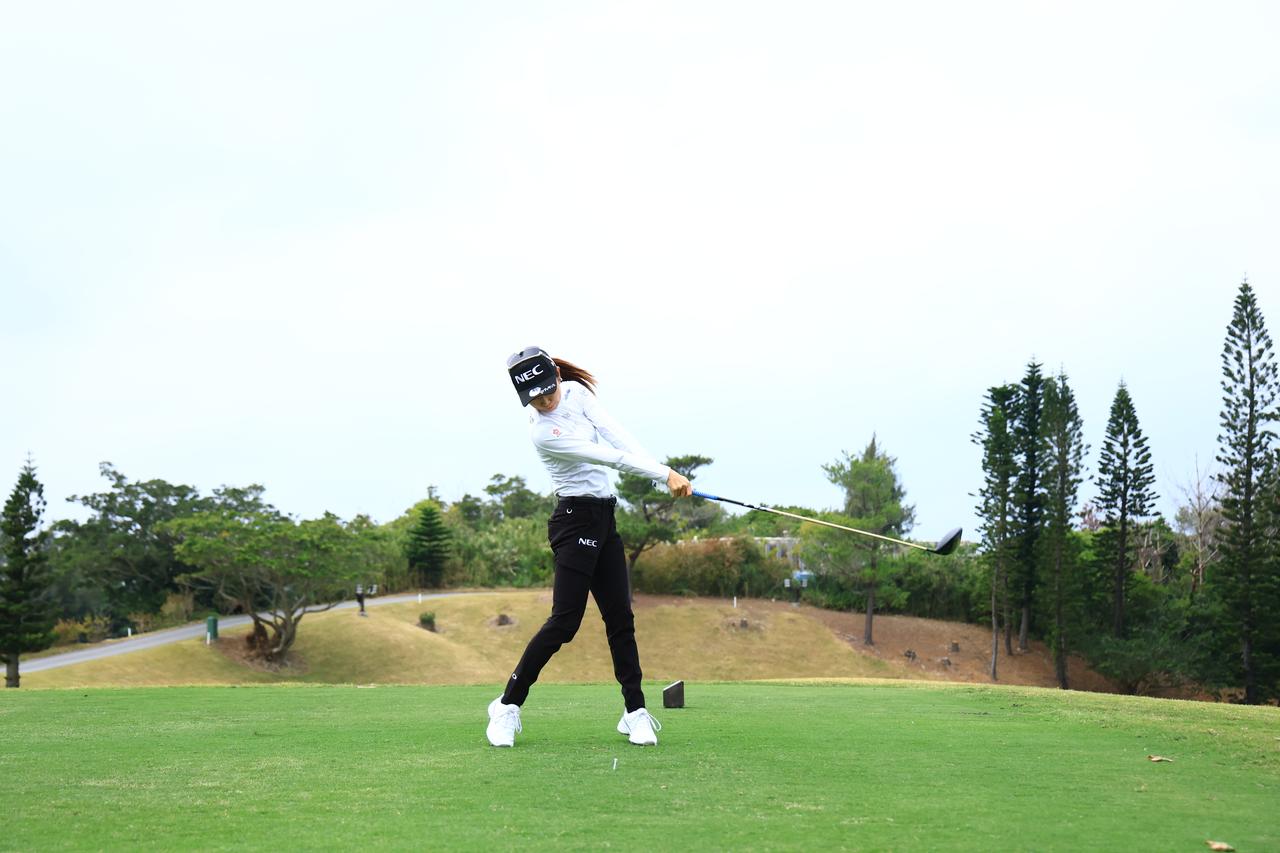 画像 : 8番目の画像 - 安田のスウィングを連続写真でチェック！ - みんなのゴルフダイジェスト