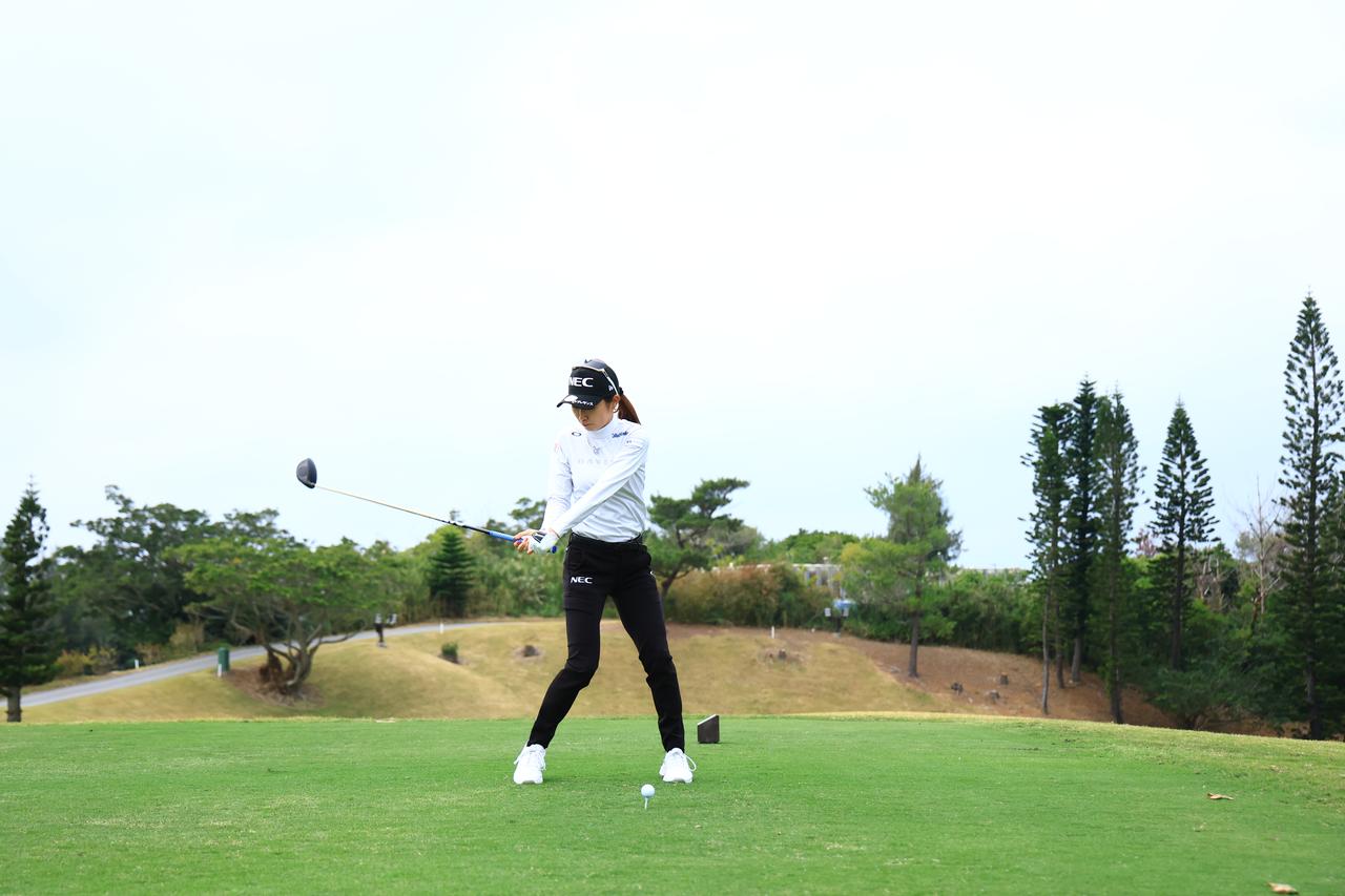 画像 : 6番目の画像 - 安田のスウィングを連続写真でチェック！ - みんなのゴルフダイジェスト