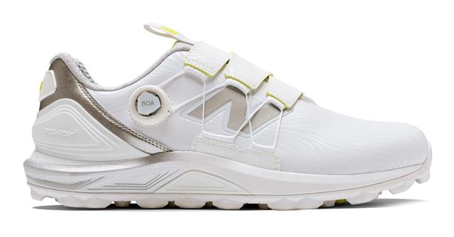画像: 品番：UG2500X、カラー：A（WHITE）、C（BLACK）、ウイズ/サイズ：2E/22.5～29.0、30.0、31.0cm、価格：オープン価格（編集部調べの参考価格／3万1900円）