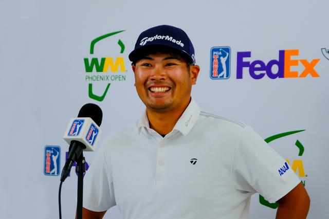 画像: 海外のインタビューにも英語で堂々と答える久常