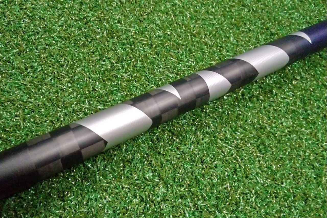 画像: 手元部分はTRの特長であるクロス材をあえて見せるデザイン